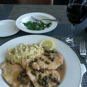 Centerplate - Porkloin piccatta w/mashed potatoes and Pinot Noir. - Coffee & Tea Near Me - East Elmhurst, New York