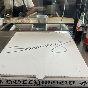 Sonny's - The box - Pizza Near Me - Los Angeles, California