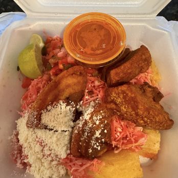 Restaurante Honduras La Pasadita - Yuca with Pork Rinds - Latin American Near Me - Irving, Texas