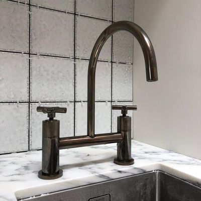 Star Licensed Plumber Logo