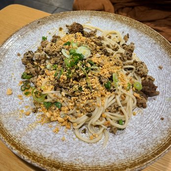 Meet Up Noodle - Sichuan Dan Dan Noodles (担担面) - Noodles Near Me - Minneapolis, Minnesota Meet Up Noodle - Sichuan Dan Dan Noodles (担担面) - Noodles Near Me - Minneapolis, Minnesota