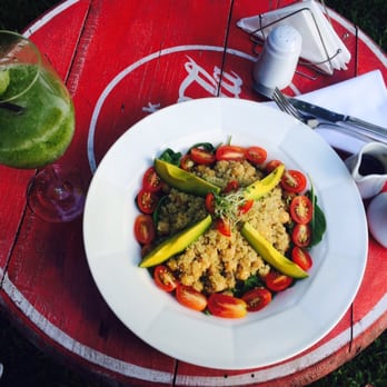 The Clubhouse - Quinoa and chickpea salad with avo & tomato and a basil baby. - Lounges Near Me - Buenos Aires, C The Clubhouse - Quinoa and chickpea salad with avo & tomato and a basil baby. - Lounges Near Me - Buenos Aires, C