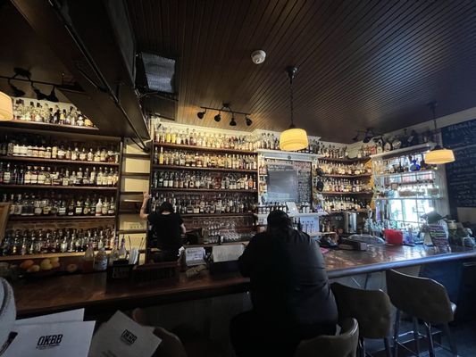 Old Kentucky Bourbon Bar by null