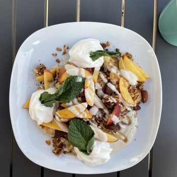 Rev-a-lee Brunch Café - Peaches & Cream French Toast - Vegan Near Me - Vineland, Ontario Rev-a-lee Brunch Café - Peaches & Cream French Toast - Vegan Near Me - Vineland, Ontario