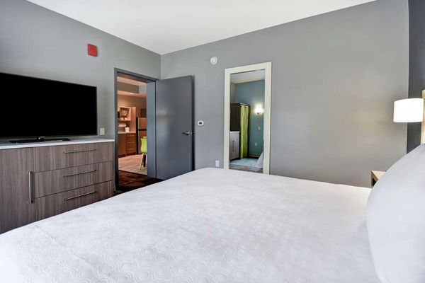 Home2 Suites by Hilton San Francisco Airport North by null