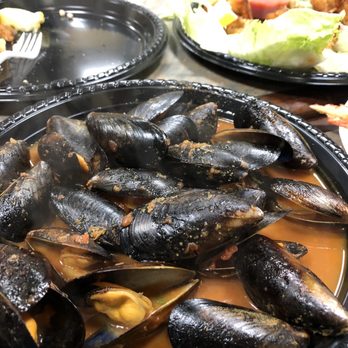 Gigi's Pizza - Mussels - Pizza Near Me - Whitestone, New York Gigi's Pizza - Mussels - Pizza Near Me - Whitestone, New York
