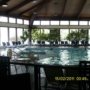 Avani Spa - The pool area inside the spa - Day Spas Near Me - Fontana, Wisconsin