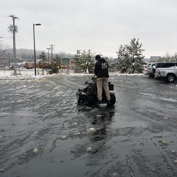 R&T Lawn Services - Clearing a business parking lot from snow! - Lawn Services Near Me - Denver, North Carolina R&T Lawn Services - Clearing a business parking lot from snow! - Lawn Services Near Me - Denver, North Carolina