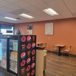 Dunkin' - Interior