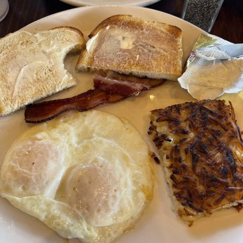 Kihei Caffe Lahaina - Breakfast & Brunch Near Me - Lahaina, Hawaii Kihei Caffe Lahaina - Breakfast & Brunch Near Me - Lahaina, Hawaii