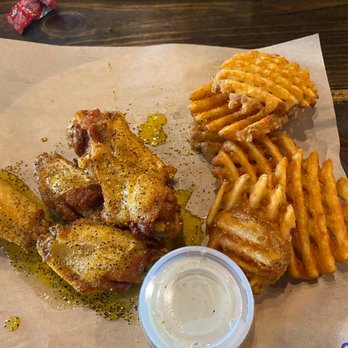 Burly Bird - Lemon pepper wings w/fries - Chicken Wings Near Me - Burleson, Texas Burly Bird - Lemon pepper wings w/fries - Chicken Wings Near Me - Burleson, Texas