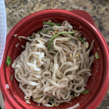Seasons Taiwanese Eatery - 24. Ground Pork Sauce Noodle (Dry) Lunch - Taiwanese Near Me - Honolulu, Hawaii Seasons Taiwanese Eatery - 24. Ground Pork Sauce Noodle (Dry) Lunch - Taiwanese Near Me - Honolulu, Hawaii