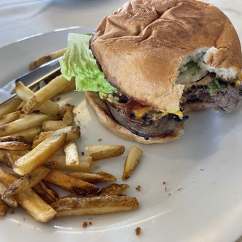 Bird of Paradise - Cheeseburger and fries - American Near Me - Ewa Beach, Hawaii