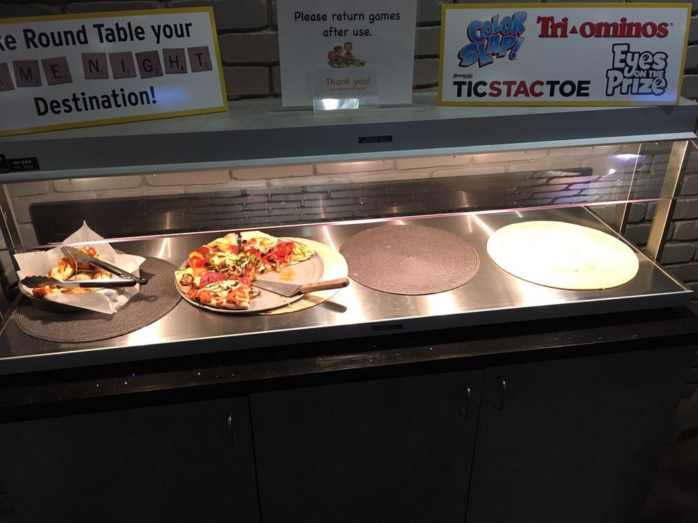 Round Table Pizza Takeout Delivery 94 Photos 179 Reviews Pizza 4935 Junipero Serra Blvd Colma Ca Restaurant Reviews Phone Number Yelp