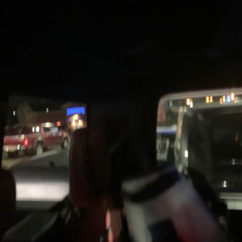 Taco Bell - There are 2 on the left 3 in front of the camera we were talking to a guy he 10 minutes ago he's been waiting for almost an hour - Fast Food Near Me - Grenada, Mississippi