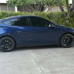 Carrera Car Services - Model Y