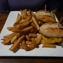 Pineapple Hill Saloon & Grill