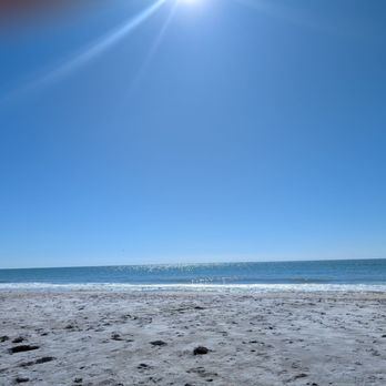 Zota Beach Resort - Private beach and cabanas or chairs included. - Hotels Near Me - Longboat Key, Florida Zota Beach Resort - Private beach and cabanas or chairs included. - Hotels Near Me - Longboat Key, Florida