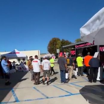 Shrimp vs Chef - Food Trucks Near Me - Thousand Oaks, California