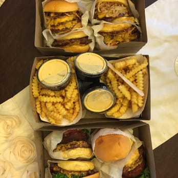 Shake Shack Bridgewater - Burgers Near Me - Bridgewater, New Jersey Shake Shack Bridgewater - Burgers Near Me - Bridgewater, New Jersey
