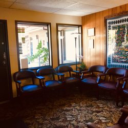 Judith Vue, DDS - Waiting Room