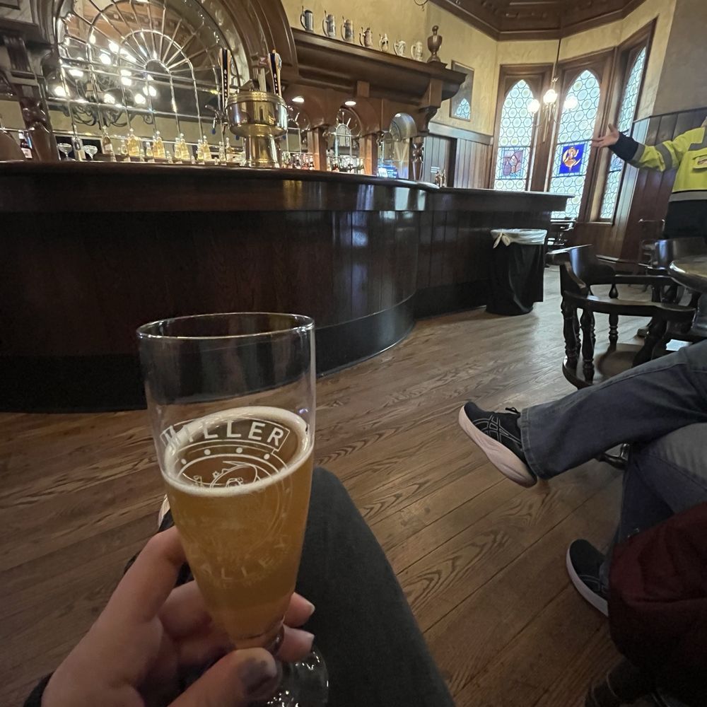 Miller Brewery Tour - Miller Inn and Blue Moon Sample - Beer Tours Near Me - Milwaukee, Wisconsin