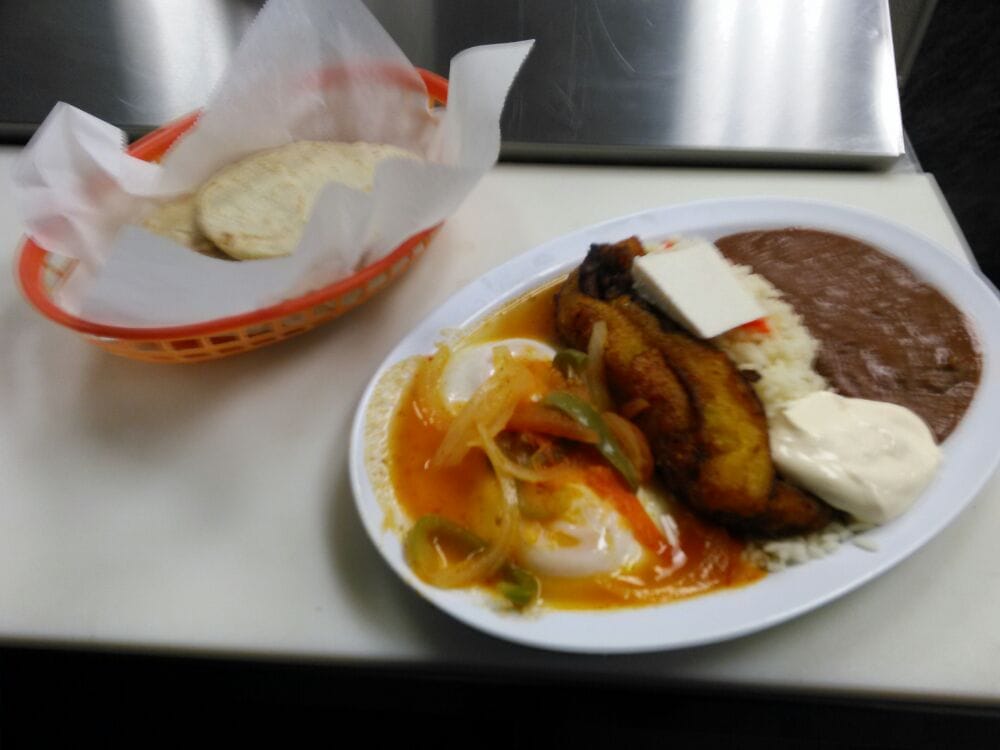 El Papaturro Place — Mexican restaurant in Arleta