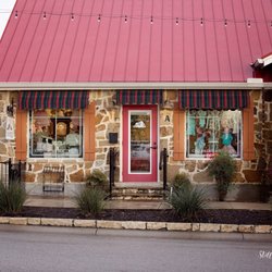 Lil' Coonies Cottage Children's Boutique - Most precious shop ever!