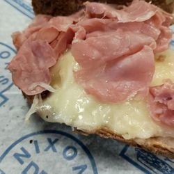 Nixon's Deli - Rueben