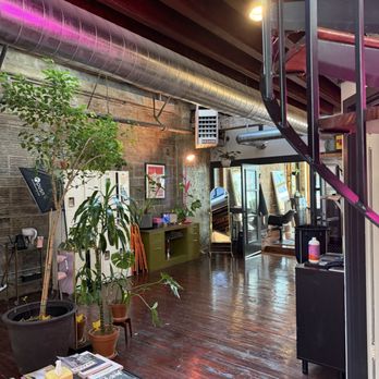 Alexis Nicole Dio - Hair Stylists Near Me - Seattle, Washington