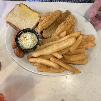 Blues City Cafe - Catfish fillets, fries, coleslaw and garlic bread - Southern Near Me - Memphis, Tennessee Blues City Cafe - Catfish fillets, fries, coleslaw and garlic bread - Southern Near Me - Memphis, Tennessee