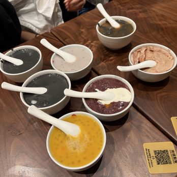 佳佳甜品 - Desserts Near Me - Hong Kong, HK