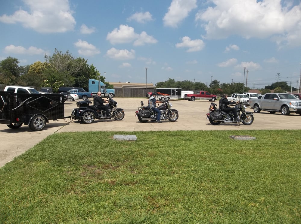 DEER PARK FUNERAL DIRECTORS Updated September 2024 336 E San Augustine St, Deer Park, Texas