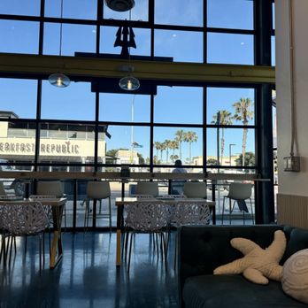 Trident Coffee - Seatings - Coffee & Tea Near Me - San Diego, California Trident Coffee - Seatings - Coffee & Tea Near Me - San Diego, California