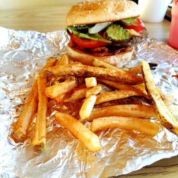 Five Guys - little bacon cheeseburger & fries - Burgers Near Me - Fresno, California Five Guys - little bacon cheeseburger & fries - Burgers Near Me - Fresno, California