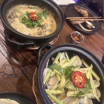 HEM Kitchen And Bar - Vietnamese Near Me - Houston, Texas