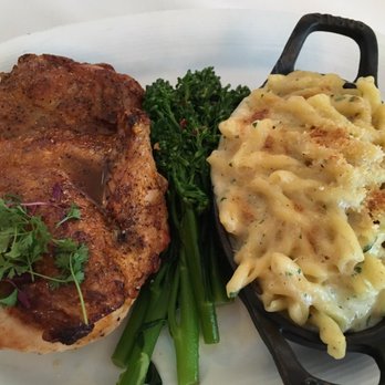 Vintner Grill - Crispy chicken lunch. heaven on a plate! - New American Near Me - Las Vegas, Nevada Vintner Grill - Crispy chicken lunch. heaven on a plate! - New American Near Me - Las Vegas, Nevada