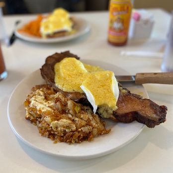 Water Street Cafe - Prime benedict with cheesy smash browns - Cafes Near Me - Laconia, New Hampshire Water Street Cafe - Prime benedict with cheesy smash browns - Cafes Near Me - Laconia, New Hampshire