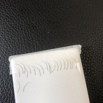 Takiya La'Shaune Salon - Practicing tweezers. - Eyebrow Services Near Me - Beaufort, South Carolina Takiya La'Shaune Salon - Practicing tweezers. - Eyebrow Services Near Me - Beaufort, South Carolina