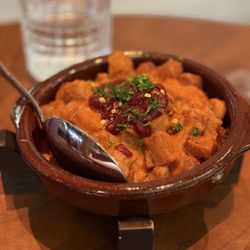 L Campo - Patatas Bravas