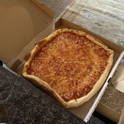 Chiaro's Pizza & Restaurant - Pennsburg - Basic Cheese Pizza