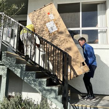 Easy Way Moving - Couch - Movers Near Me - Los Angeles, California Easy Way Moving - Couch - Movers Near Me - Los Angeles, California
