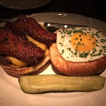 Au Cheval - Single Cheeseburger - Bars Near Me - Chicago, Illinois