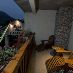 Park Place Lodge - Balcony - Park Place Lodge Hotel in Fernie BC