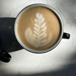 Latte (whole milk)