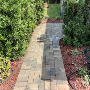 Opt Out - a brick walkway in a garden - General Contractors Near Me - Jacksonville, Florida Opt Out - a brick walkway in a garden - General Contractors Near Me - Jacksonville, Florida