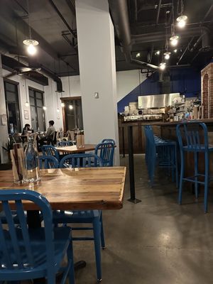 Noodle/Bar by null
