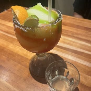 Cheddar's Scratch Kitchen - Maui Margarita - American Near Me - Cypress, Texas