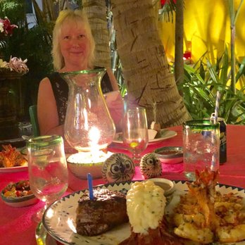 Edith's - Lobster, filet mignon and shrimp special - Mexican Near Me - Cabo San Lucas, BCS Edith's - Lobster, filet mignon and shrimp special - Mexican Near Me - Cabo San Lucas, BCS
