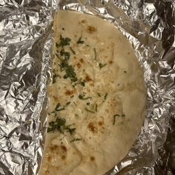 Curry N Kebob - Garlic Naan